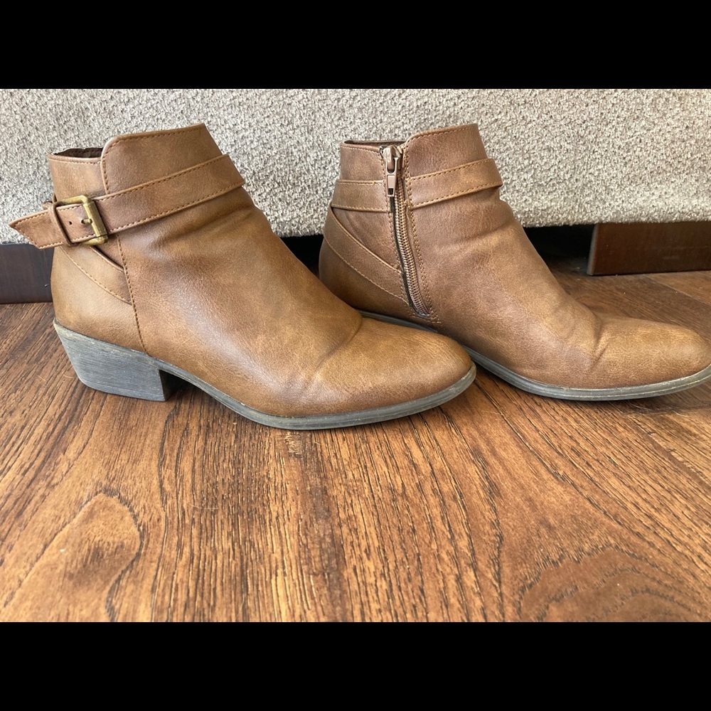 JustFab Brown Leather Ankle Booties